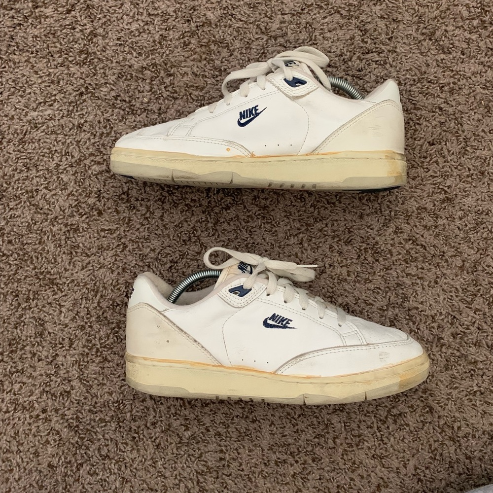 Vintage Nike 1991 Supreme Court